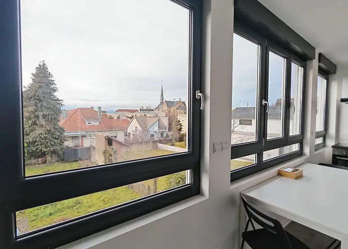 Apartamento Le 15 - Beau T3 Lumineux Et Confortable- Stationnement Gratuit - Mulhouse *